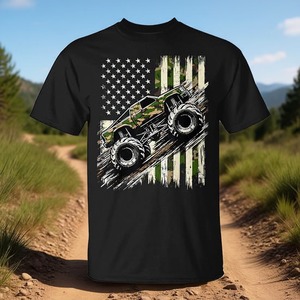 T-Shirt Promozionale con Design Camo USA e Bandiera Americana per Camionisti - Product Image 3