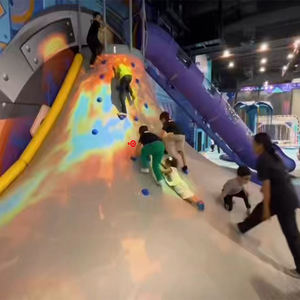 Çocuklar kapalı etkinlik parkları için reaktif slayt görselleri ile gelişmiş volkan tırmanma projeksiyon slayt sistemi - Product Image 4