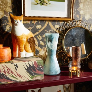 Faizacraft Vase en résine vert clair souple Forme personnalisée Pot de fleur au design moderne - Product Image 2