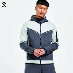 Survêtement élégant pour hommes avec logo personnalisé OEM Vêtements de sport décontractés pour fitness Taille XL Survêtement personnalisé pour hommes - Product Image 1
