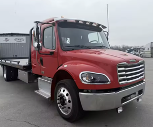 El mejor!! Camión de Remolque Freightliner M2 106 Rollback 2025 - Cummins, 300HP, Diésel, Automático, Listo para Enviar a Todo el Mundo - Product Image 2