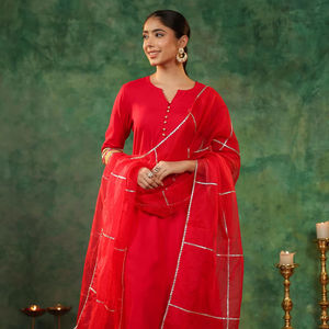 Pantalon Kurti de concepteur d'approvisionnement d'usine en gros avec Dupatta pour le bureau et les vêtements d'extérieur de l'Inde au prix d'usine - Product Image 1