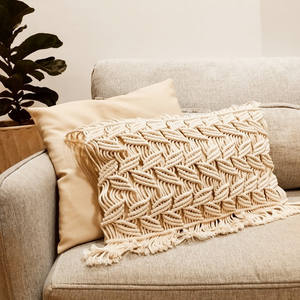 Funda de almohada de macramé ecológica hecha a mano para regalo y decoración del hogar dormitorio hecho en Vietnam - Product Image 6