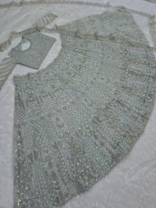 ชุดเลเฮนกาผ้าเน็ตผีเสื้อแบบอินเดีย ดีไซน์เนอร์สไตล์บอลลีวูด สำหรับงานปาร์ตี้ งานแต่งงาน ขายดีที่สุด แฟชั่นสำหรับผู้หญิง ชุดสำหรับงานเทศกาล - Product Image 4