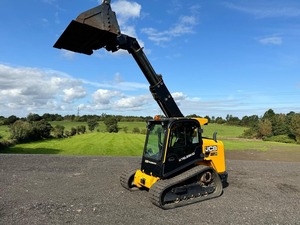 Cargadora de orugas telescópica usada 3TS-8T de 74HP con brazo telescópico: ¡Compre ahora para proyectos de construcción y agricultura! - Product Image 3