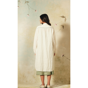 Robe longue plissée en lin/coton ivoire KIANA, respirante et tissée - Product Image 6