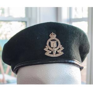 Premium Black <b>Mariners</b> Beret with Eyelets Crafted from 100% Red <b>Wool</b> for Superior Comfort and Style - Product Image 2