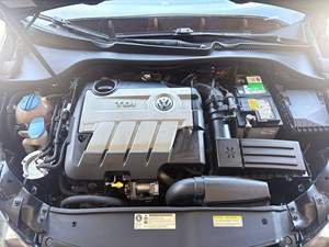 Volkswagen Jetta SportWagen TDI 2014 d'occasion en excellent état, boîte manuelle 6 vitesses, moteur turbodiesel, provenance climat chaud - Product Image 6