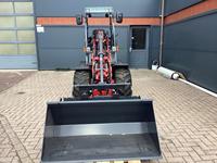 Caricatore Agricolo Articolato Compatto Panther W25 con Peso Operativo di 2570kg, Motore Kubota EURO 5 e Attacco Rapido Idraulico