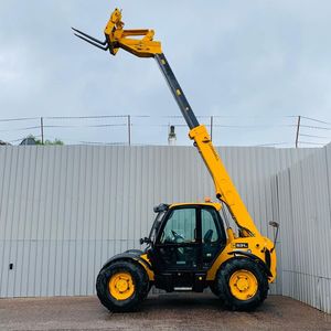 Montacargas con Contrapeso JCB 540-180, Nuevo, Operación Manual, Capacidad de Carga de 3 Toneladas, Motor de Gas LP de 8 HP - Product Image 3