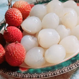 ETIQUETA LIMPIA DE GRADO PREMIUM DE LYCHEE DE CARNE CONGELADA NATURAL DE VIETNAM - Product Image 3