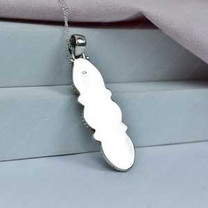 Collar con colgante de oruga de plata esterlina turquesa dorado Sonoran hecho a mano, cadena ajustable de 18 pulgadas - Product Image 4