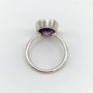 Anillo de boda de Plata de Ley 925 para mujer, diseño minimalista, ajuste de bisel de piedra amatista, corte ovalado, fiesta de moda, Día de San Valentín - Product Image 5