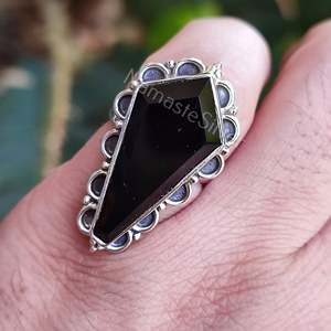 Anillo Gótico de Ataúd Hecho a Mano en Plata de Ley 925 con Ónix Negro, Joyería de Ataúd Negra Natural para Regalo de Bruja de Halloween - Product Image 3