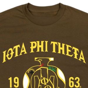 Iota Phi Theta T-shirt graphique 1963 marron avec imprimé or coton T-shirt à col rond Fraternité Inc vêtements de vie grecque vêtements collégiaux - Product Image 5