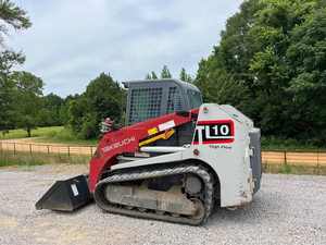 รถตักล้อยางขนาดเล็กมือสอง Takeuchi TL10V2 คุณภาพสูงสำหรับขายส่ง พร้อมใบรับรอง CE และ EPA รองรับน้ำหนัก 5 ตัน รับประกันเครื่องยนต์ 3 ปี - Product Image 4