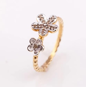 Anillo de Plata de Ley 925 vintage adornado con diamantes de flor radiante a precio de fábrica de grado premium - Product Image 1