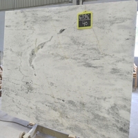 Grande dalle de marbre blanc de luxe poli, imperméable, moderne, pour comptoir de cuisine, îlot de salle à manger, dessus de meuble de salle de bain, villa