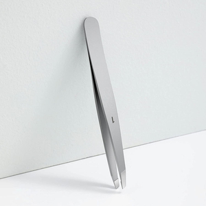 Pinzas para Cejas con Punta Inclinada Personalizadas, Pinzas de Acero Metálico para Eliminar el Vello Facial, Pinzas para Cejas para Belleza - Product Image 2