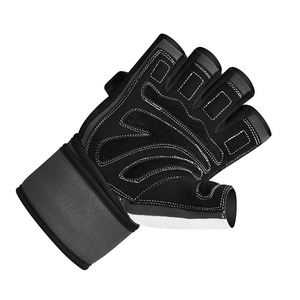 Gants d'haltérophilie avec logo personnalisé professionnel pour hommes Gants de fitness en cuir fabriqués en usine avec un nouveau design - Product Image 4