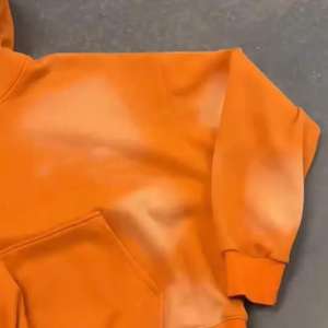 เสื้อฮู้ดดี้ผ้าฝ้ายหนานุ่มสำหรับผู้ชาย แบบซันเฟด คุณภาพสูง ทรงโอเวอร์ไซส์ สกรีนลายตามสั่ง - Product Image 3