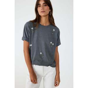 T-shirt pour femme 100% coton, col rond, anthracite, orné de pierres florales, coupe ajustée, style décontracté, respirant, taille unique et XL - Product Image 1