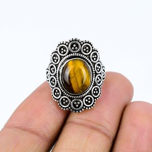Anillo de Piedras Preciosas Hecho a Mano de Moda, Chapado en Oro de 18K, Bisel de Diamantes con Corte Princesa para Regalo - Product Image 2
