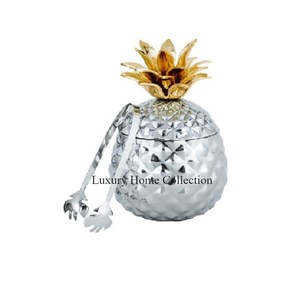 Seau à glace et refroidisseur en métal en forme de fruit de couleur argentée avec des accessoires de table et de verres polis brillants de feuille de couleur or - Product Image 1