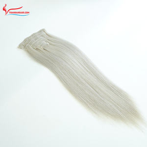Extensions de cheveux à clips super soyeuses et blanches de qualité supérieure, fabriquées à partir de cheveux vierges vietnamiens, sans perte ni nœuds. - Product Image 3