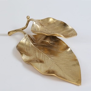 ถาดเสิร์ฟขนม2ชั้นลายใบไม้สีทองทำมือเกรดเชิงพาณิชย์คุณภาพพรีเมียมสำหรับร้านอาหารโรงแรมของตกแต่งเดือนรอมฎอน - Product Image 1