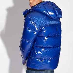 Doudoune pour homme en polyester avec logo personnalisé Doudoune imperméable pour extérieur Blouson rembourré bleu foncé brillant pour homme - Product Image 5