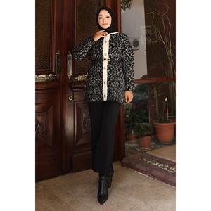 Ensemble décontracté pour femmes 100% acrylique en noir Style 6147 - Product Image 1