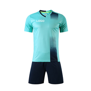 2024-2025 Ensemble complet de vêtements de football personnalisés pour jeunes hommes Kit de football comprenant des uniformes de maillot avec service OEM de coupe automatisée - Product Image 6
