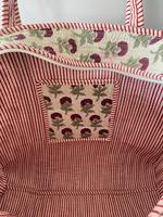 Sac fourre-tout matelassé fait main en tissu de coton uni beige et bordeaux, sac de voyage écologique pour tous les jours, fermeture éclair, doublure en PVC