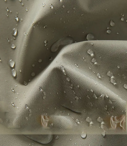 Chaquetas deportivas informales de invierno para hombre con diseño de logotipo personalizado OEM, material de algodón ecológico transpirable impermeable a prueba de viento - Product Image 3