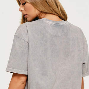 เสื้อยืดลายกราฟิกที่กำหนดเองเสื้อยืดพิมพ์ลายซิลค์สกรีนสำหรับผู้ชายเสื้อยืดล้างกรดแบบวินเทจสำหรับชายและหญิง - Product Image 4