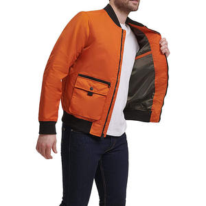 Blousons aviateur en toile pour hommes de haute qualité, à séchage rapide, manches longues, impression de logo personnalisée, streetwear, coupe ajustée, à capuche, pour l'hiver - Product Image 6