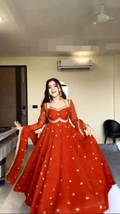 Conjunto de Top, Pantalón y Dupatta de Diseño Nuevo y Lujoso para Fiestas, con Bordado Intenso y Trabajo de Lentejuelas, Artesanía Exquisita - Product Image 5