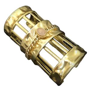 Brazalete y brazalete de diseño de alambre trenzado de piedras preciosas de cuarzo rosa hechos a mano grandes chapados en oro para niñas y mujeres SKU6998 - Product Image 1