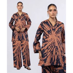 ชุดสูทผู้หญิงรุ่นฟิวชั่นลักชัวรีคอร์ดูรอย รุ่นฤดูหนาว - Product Image 1
