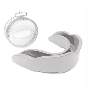 Protector bucal deportivo cómodo Unisex Protector de dientes transpirable con estuche de plástico Protector bucal de seguridad para otros deportes - Product Image 3