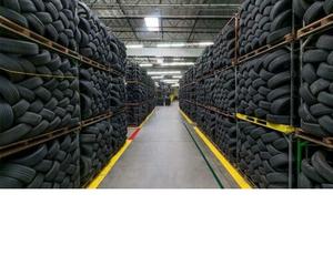 Pneus de camion d'occasion 15 pouces 185/70R15 - Product Image 1