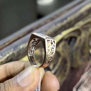 Elegante Anillo de Hombre VDS de Oro de 14K y 18K con Diamante Natural Real, Corte Brillante, Certificado por Terceros, Joyería Premium para Ocasiones Especiales - Product Image 6