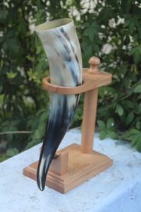 Corne de vache naturelle Hydromel Chope Style médiéval rustique récipient à boire fabriqué à la main produit d'artisanat naturel - Product Image 4