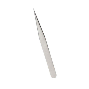 Pince à épiler d'entretien des cils en acier inoxydable Precision Pro pointe pointue pour une perfection légère - Product Image 1