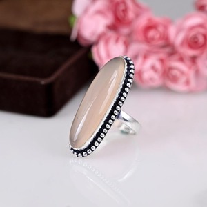 Anillo Clásico Estilo Boho para Mujer, Joyería de Plata 925 con Cuarzo Rosa, Anillo Hecho a Mano, Regalo para Enamorados - Product Image 2
