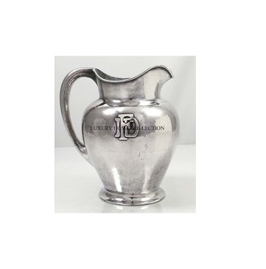 Pichet à boisson fantaisie en métal élégant avec des matériaux de première qualité et un art délicat idéal pour servir lors d'occasions haut de gamme - Product Image 6