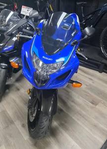 Motocyclettes Sportives R600 20ème Anniversaire 2005 d'occasion en excellent état, disponibles à la vente - Product Image 5