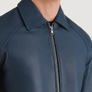 Walton-Chaqueta Varsity de cuero azul para hombre - Product Image 3