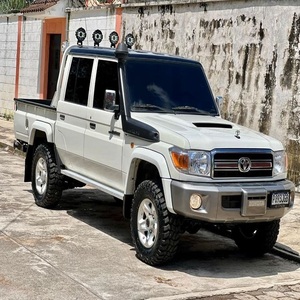 Camioneta Toyota Land Cruiser usada automática fresca y limpia usada sin historial de accidentes en stock precio barato disponible para la venta - Product Image 5